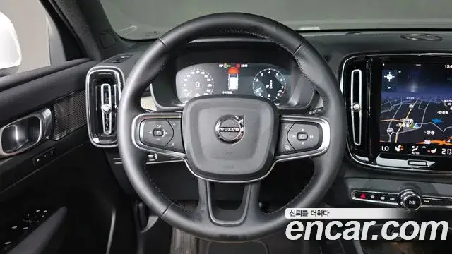 Volvo XC40, 2021