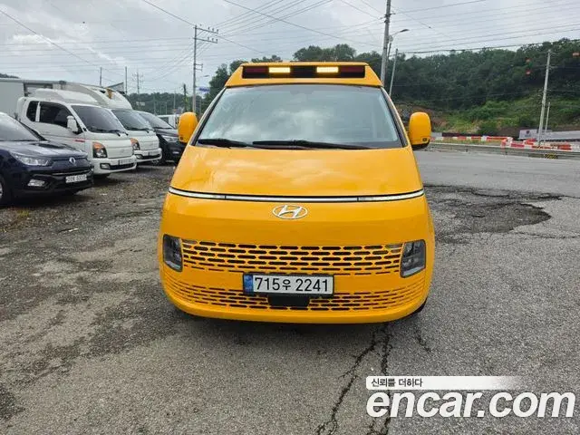 Hyundai Staria, 2022