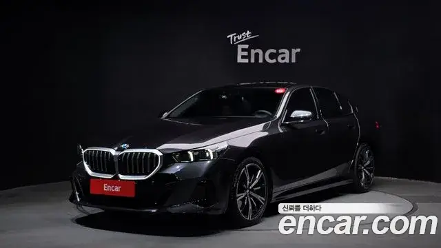 BMW 5 Series, 2026