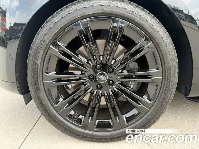 Land Rover Range Rover, 2025