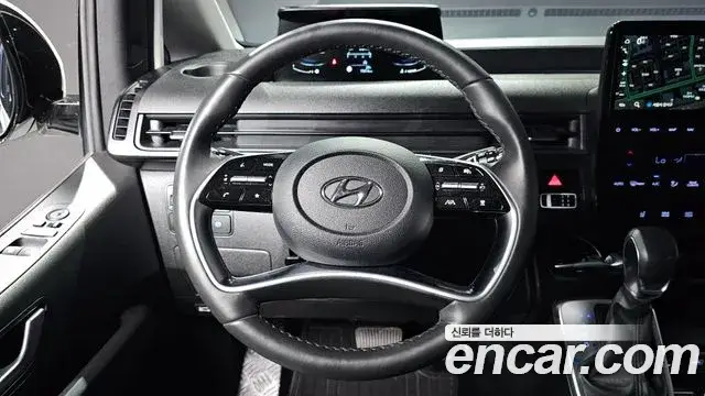Hyundai Staria, 2022