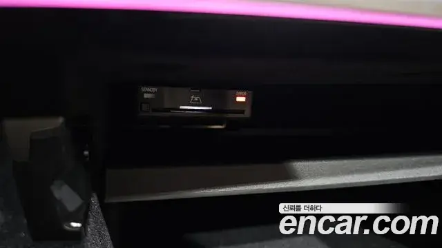 Mercedes-Benz C-Class, 2025