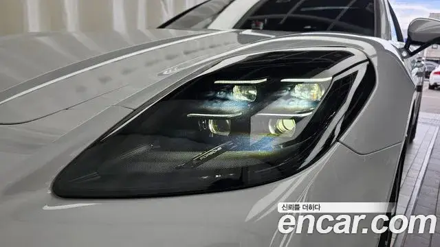 Porsche Panamera, 2025