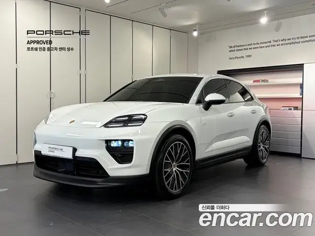 Porsche Macan EV, 2025