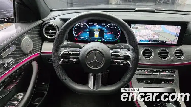 Mercedes-Benz E-Class, 2022