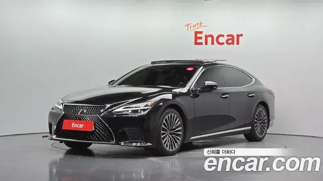 Lexus LS500, 2024