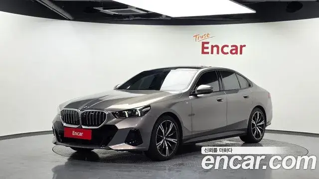 BMW 5 Series, 2025