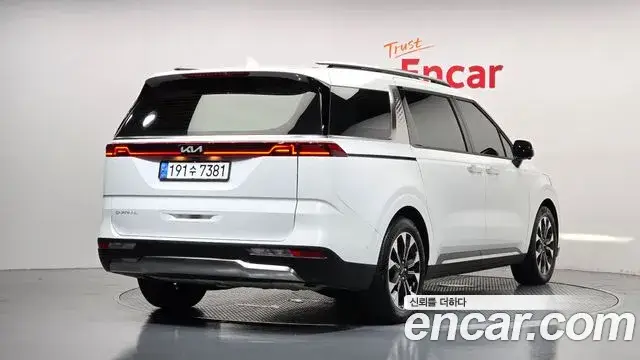 Kia Carnival, 2023