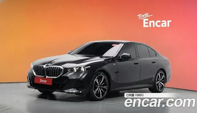 BMW 5 Series, 2024