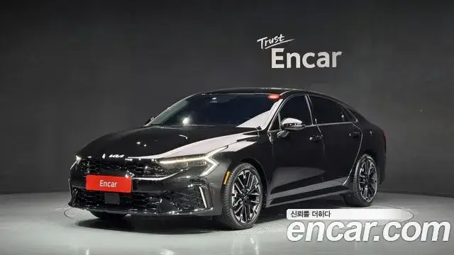 Kia K5, 2025