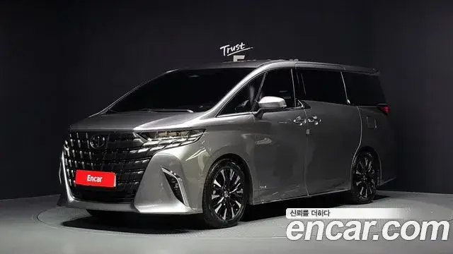 Toyota Alphard, 2025