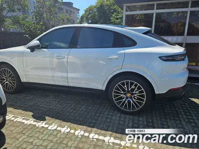 Porsche Cayenne, 2021