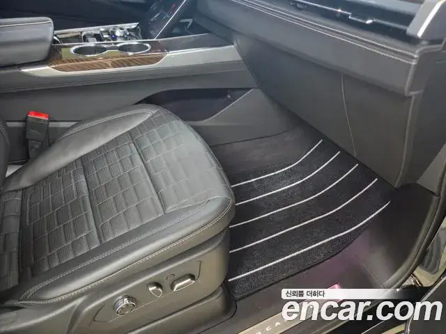 Cadillac Escalade, 2026