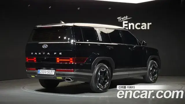 Hyundai Santa Fe, 2025