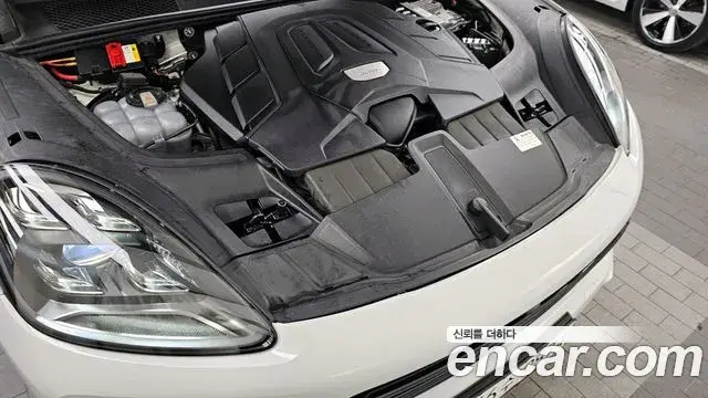 Porsche Cayenne, 2021