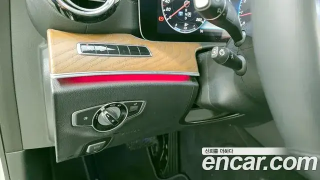 Mercedes-Benz E-Class, 2018
