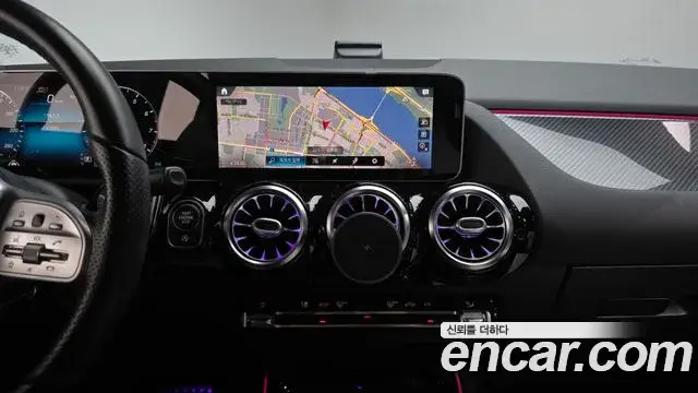 Mercedes-Benz GLA-Class, 2020