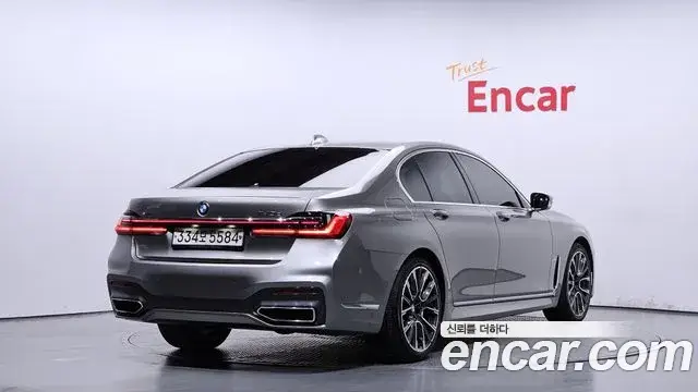 BMW 7 Series, 2020