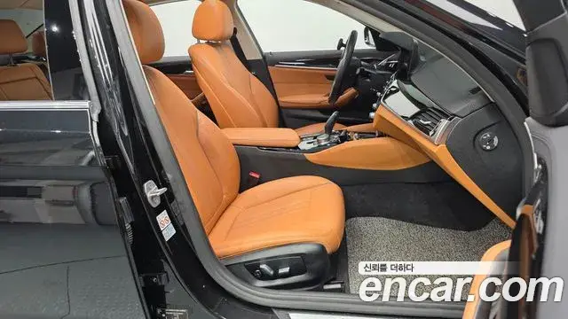 BMW 5 Series, 2020