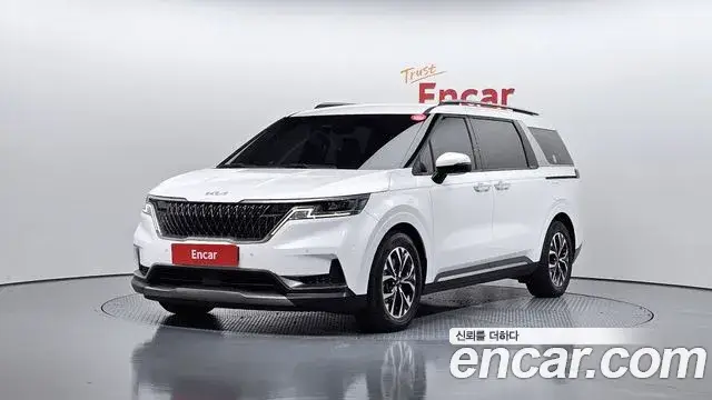 Kia Carnival, 2022