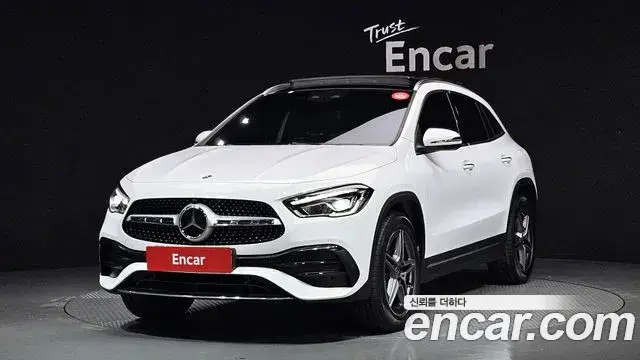 Mercedes-Benz GLA-Class, 2022