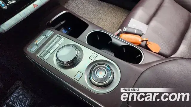 Genesis GV70, 2021