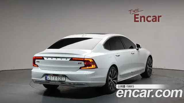 Volvo S90, 2021