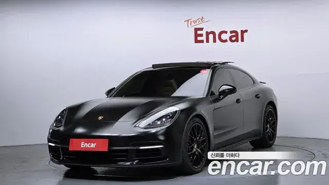 Porsche Panamera, 2018