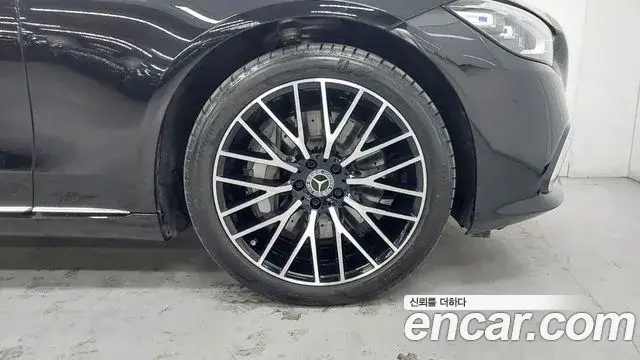 Mercedes-Benz S-Class, 2025