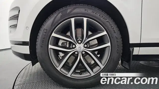 Land Rover Range Rover Evoque, 2025