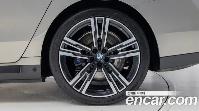 BMW i7, 2025