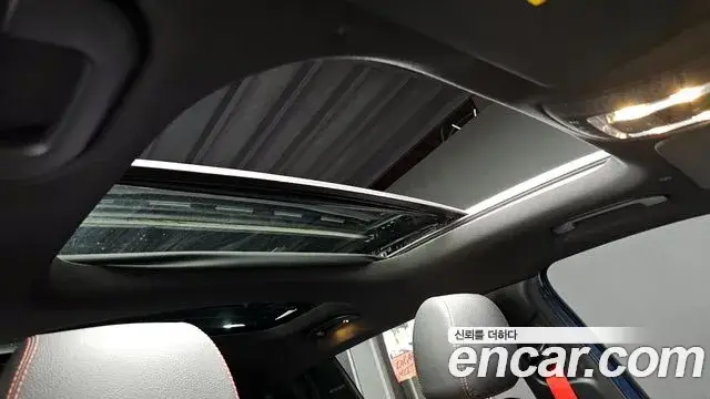 Mercedes-Benz GLB-Class, 2022