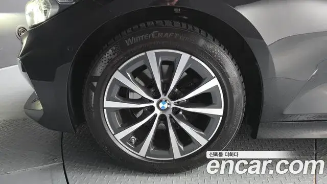 BMW 3 Series, 2023