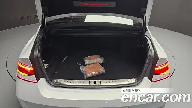 Genesis G90, 2022