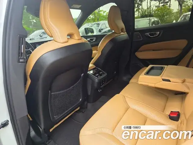 Volvo XC60, 2020