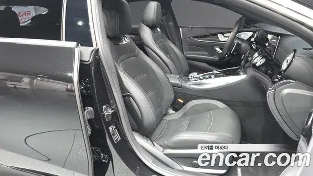 Mercedes-Benz AMG GT, 2022
