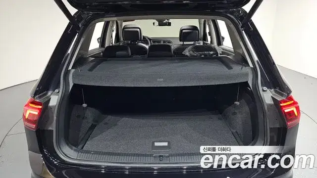 Volkswagen Tiguan, 2023