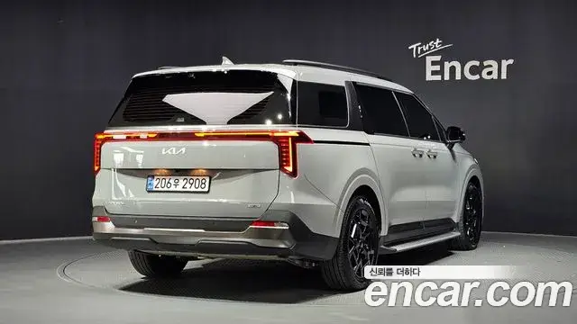 Kia Carnival, 2024
