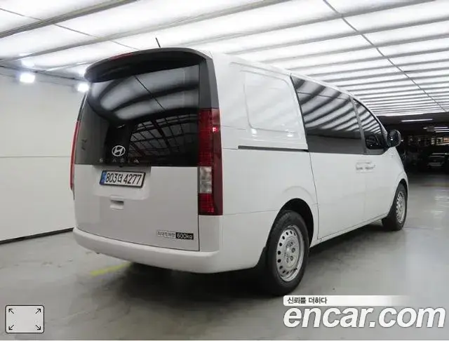 Hyundai Staria, 2024