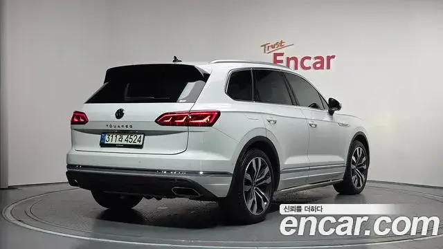 Volkswagen Touareg, 2021