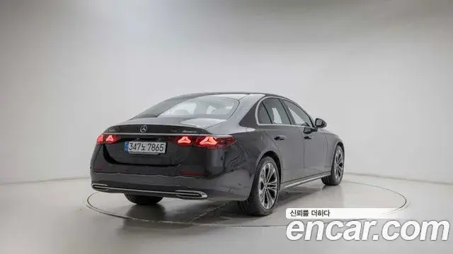 Mercedes-Benz E-Class, 2025