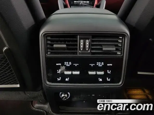 Porsche Cayenne, 2025
