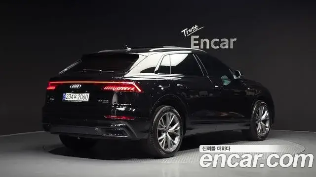 Audi Q7, 2022