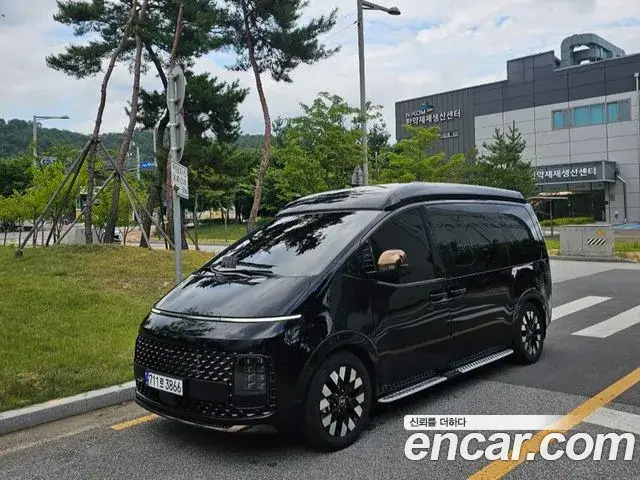 Hyundai Staria, 2025