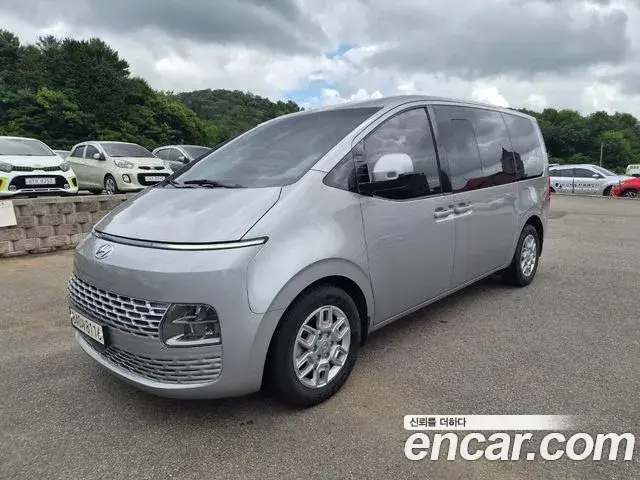 Hyundai Staria, 2022