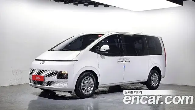 Hyundai Staria, 2022