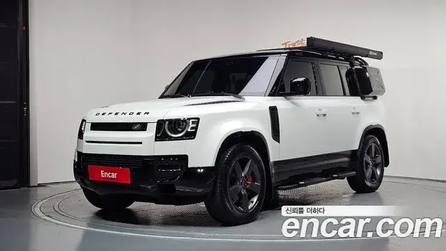 Land Rover Defender, 2025