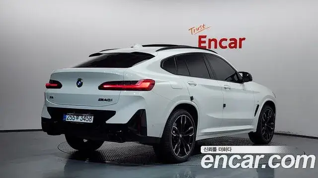 BMW X4, 2025
