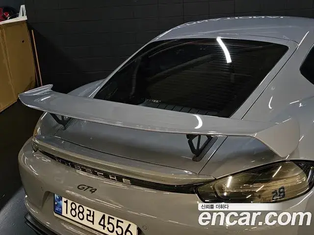 Porsche 718 Cayman, 2022
