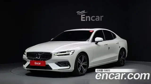 Volvo S60, 2021